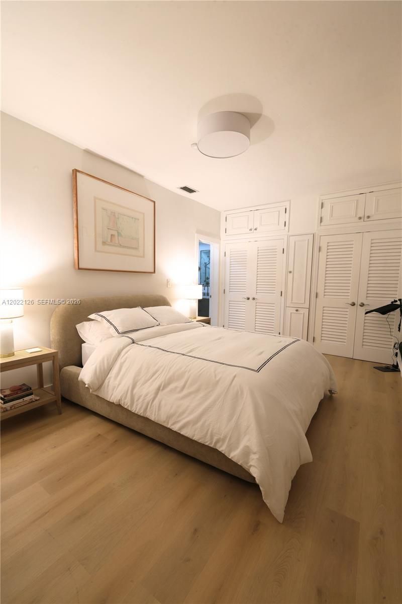 2338 SW 11th St, Unit 2338, Miami, FL 33135 Photo