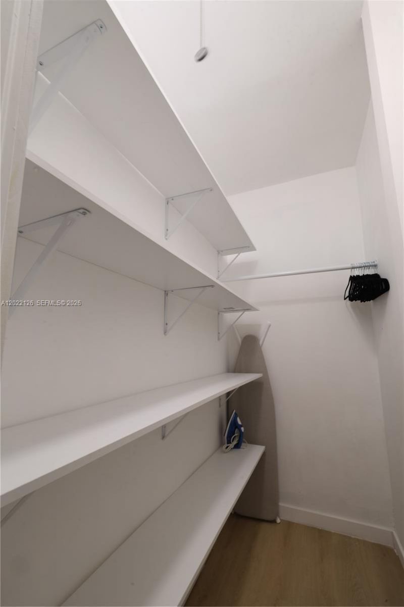 2338 SW 11th St, Unit 2338, Miami, FL 33135 Photo