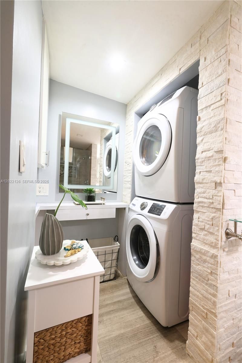 2338 SW 11th St, Unit 2338, Miami, FL 33135 Photo