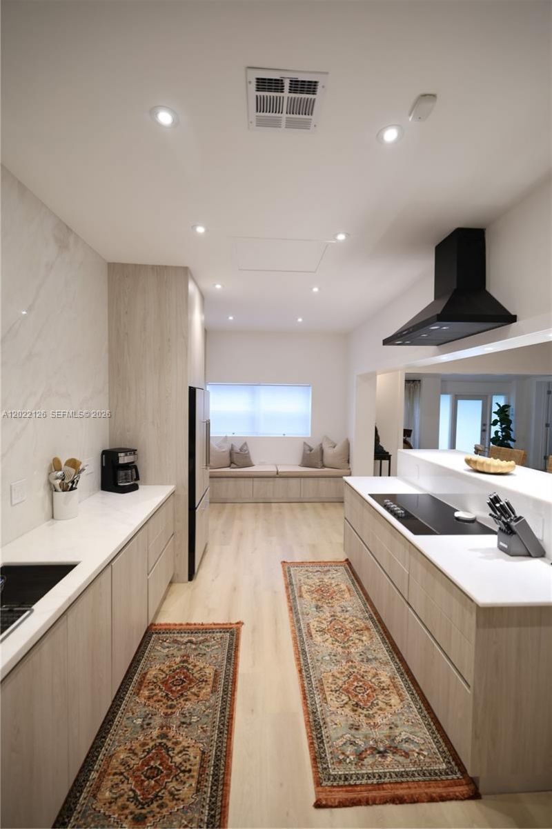 2338 SW 11th St, Unit 2338, Miami, FL 33135 Photo