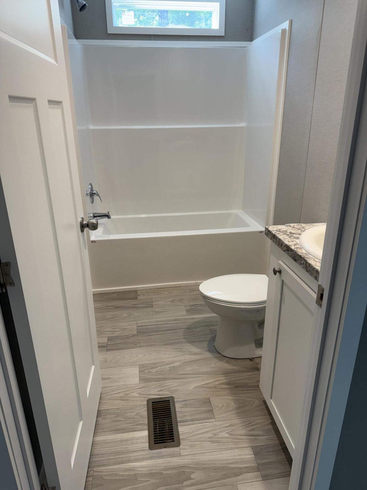 2512 Kelly Bay Road Photo 13