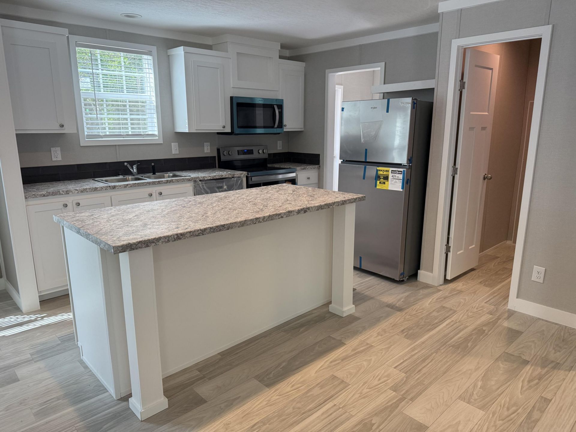 2512 Kelly Bay Road Photo 5