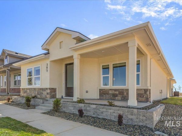 385 E Chevy Dr, Boise, ID 83716