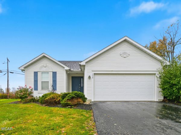 140 Hartford Court, Lima, OH 45805