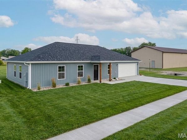 104 Love Street , Auxvasse, MO 65231