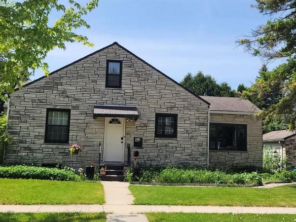 317 ROSE AVENUE, Fond Du Lac, WI 54935