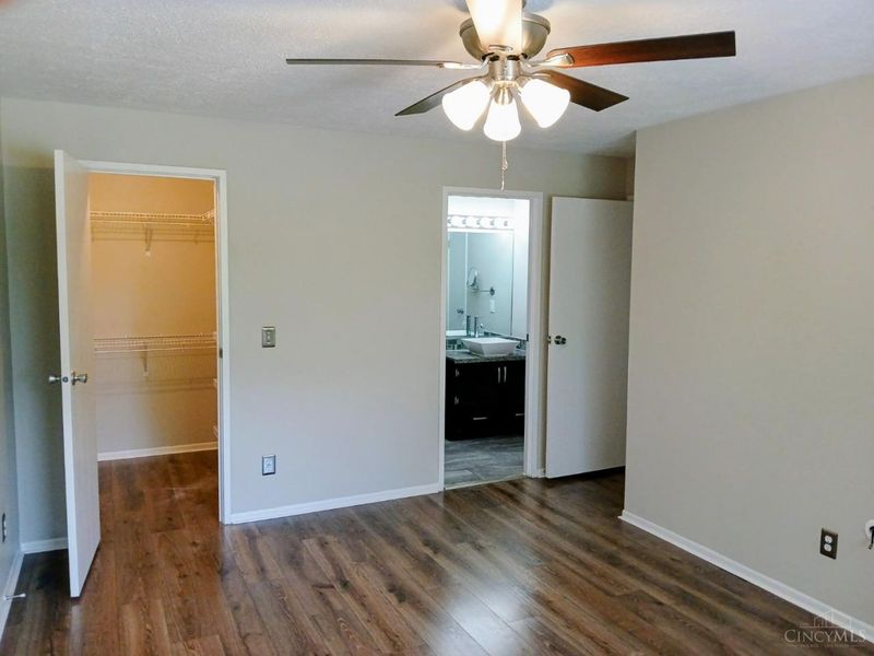 5444 Bluesky Drive, Unit 17, Green Township, OH 45247 Photo 10