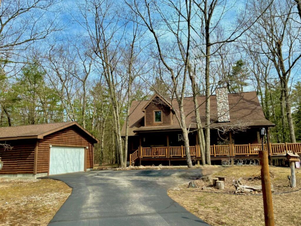 5019 Christopher Drive, Oscoda, MI 48750 Main Photo