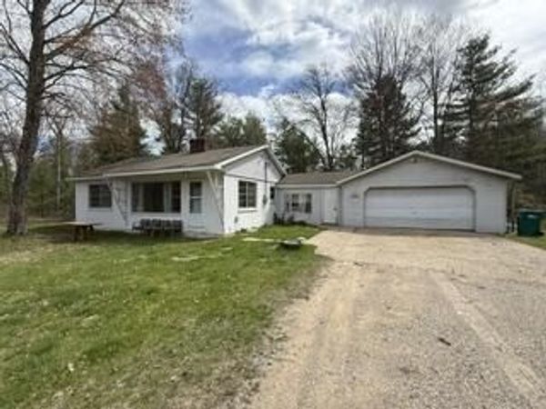 4225 S M-33, West Branch, MI 48661