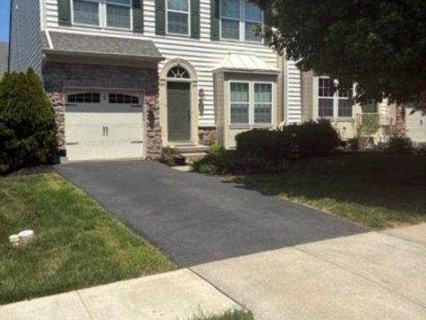 3 Weber Ave, Hillsborough, NJ 08844