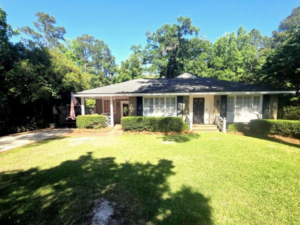 1022 Santee Dr., Florence, SC 29501