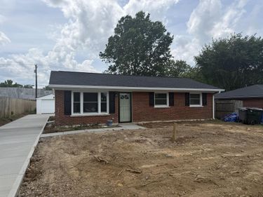 686 Eden Road, Lexington, KY 40505
