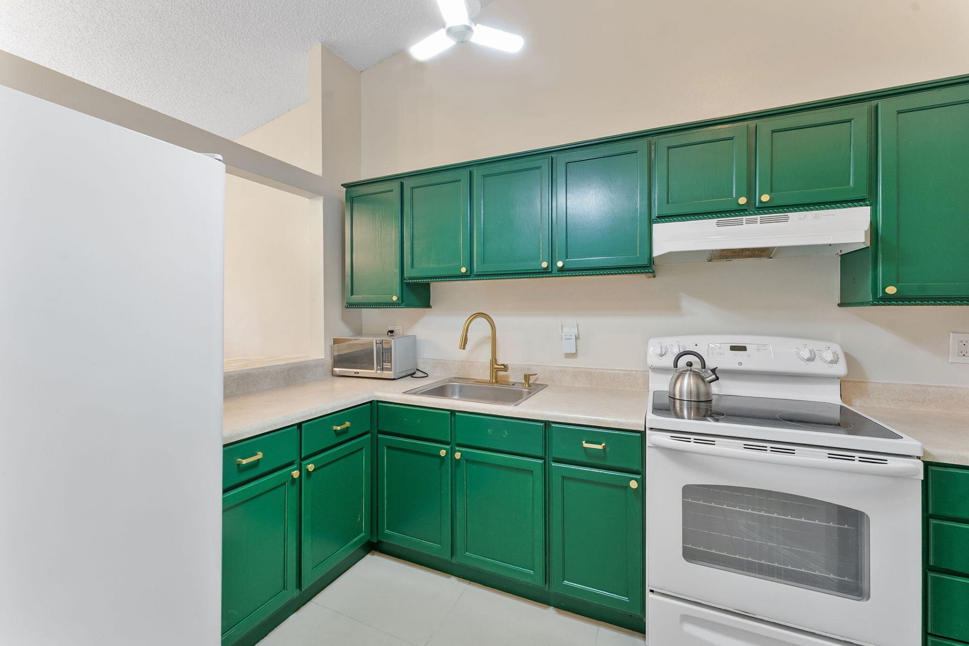 3648 NW 83rd Lane, Sunrise, FL 33351 Photo