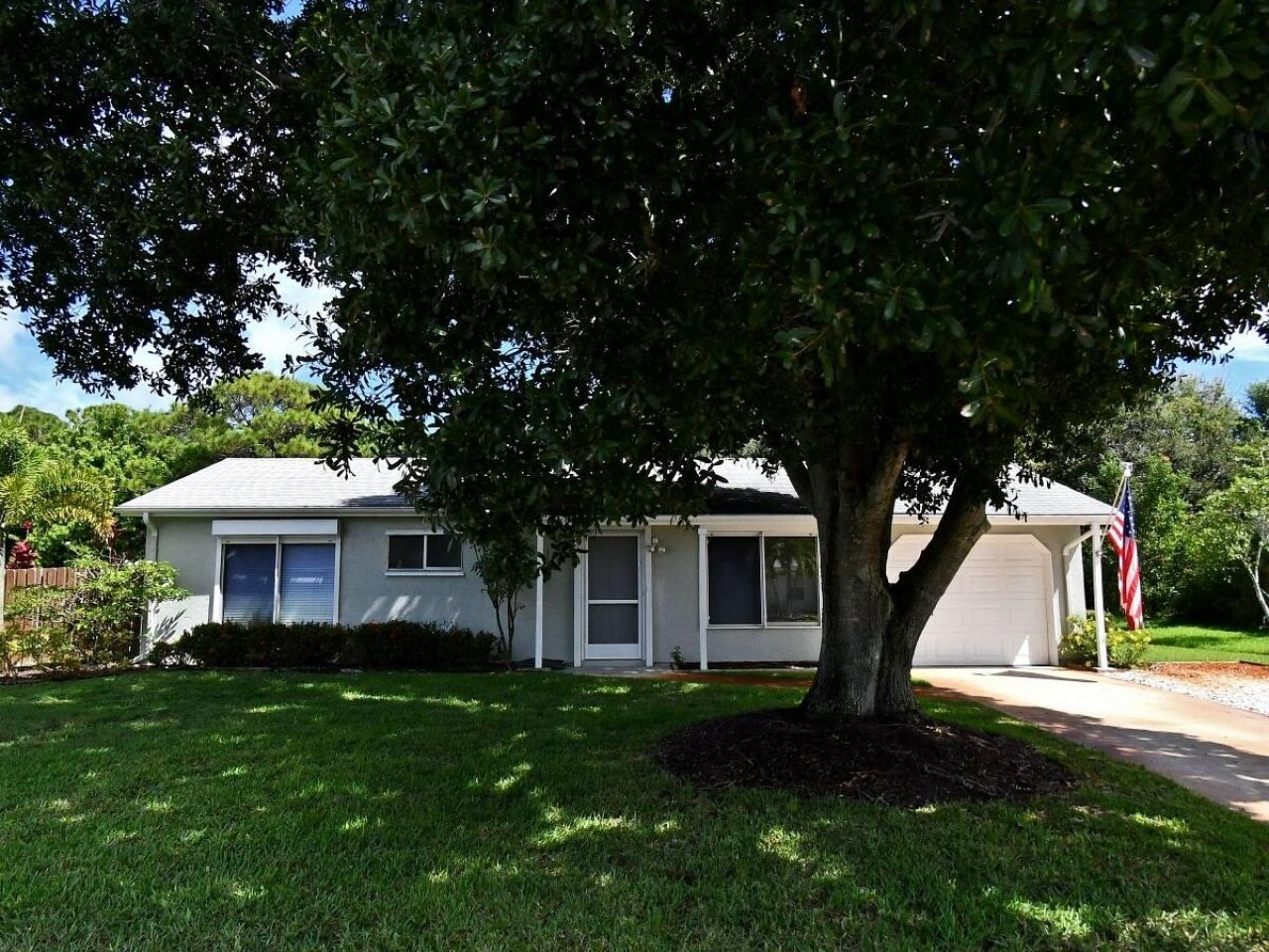 1719 SE Lullaby Terrace, Port Saint Lucie, FL 34952 Main Photo