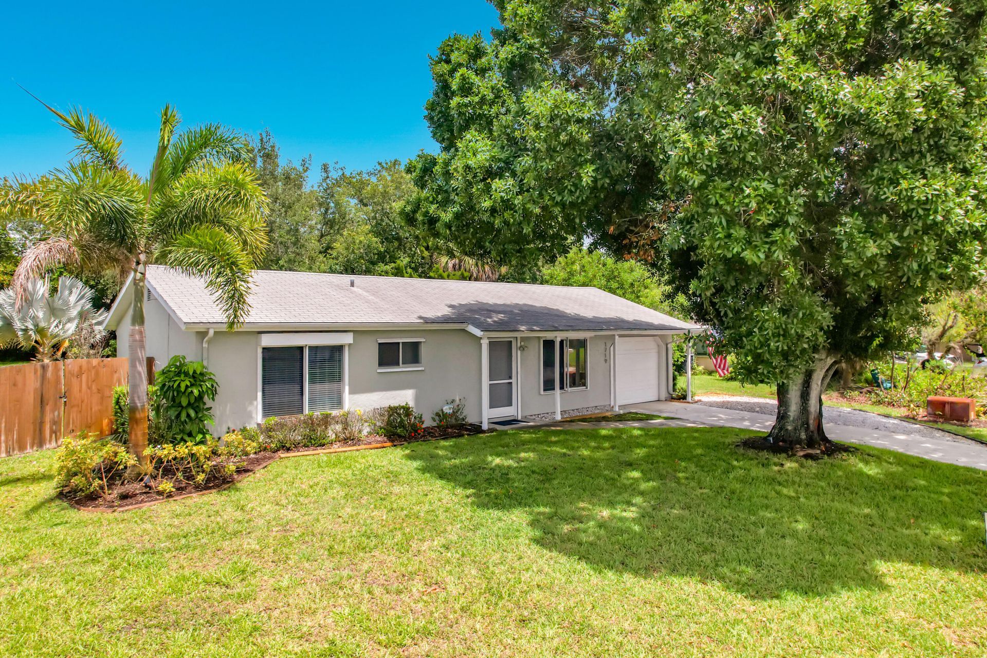 1719 SE Lullaby Terrace, Port Saint Lucie, FL 34952 Photo