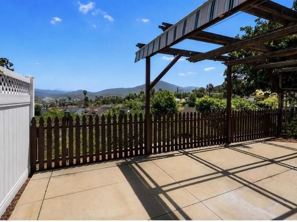 2553 Granada Circle, Spring Valley, CA 91977