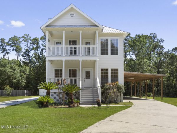 110 Elmwood Drive, Pass Christian, MS 39571