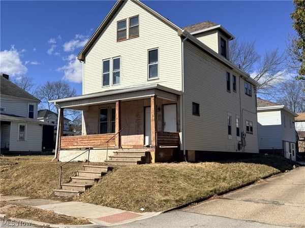 1317 Plum Street , Unit Apt 1, Steubenville, OH 43952