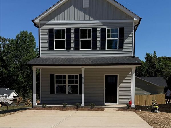 620 Ratchford Avenue , Gastonia, NC 28054