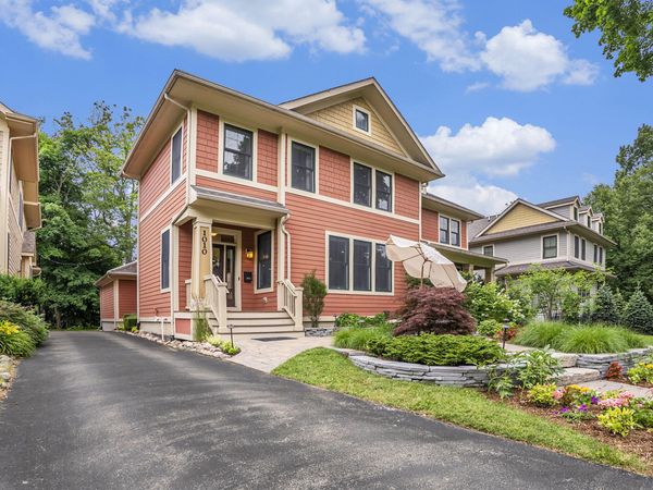 1010 Baldwin Avenue, Ann Arbor, MI 48104