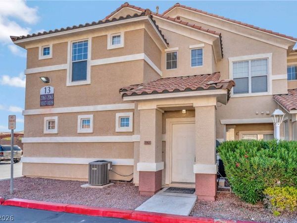 5855 VALLEY Drive , Unit 2063, North Las Vegas, NV 89031
