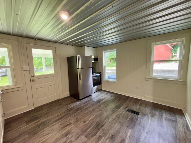 5 Smith Street , Athens, OH 45701 Photo 8