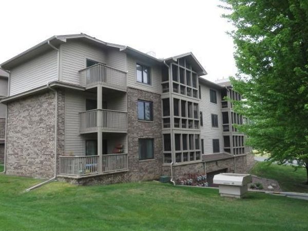 3801 W 98th Street , Unit 402, Bloomington, MN 55431