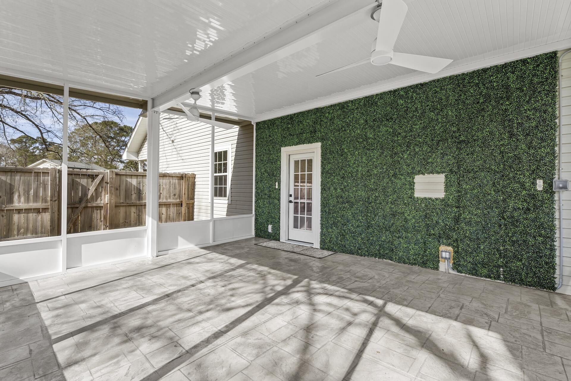 1837 Stonehedge Road Photo 14