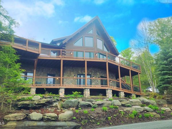 37 The Loop, Windham, NY 12496