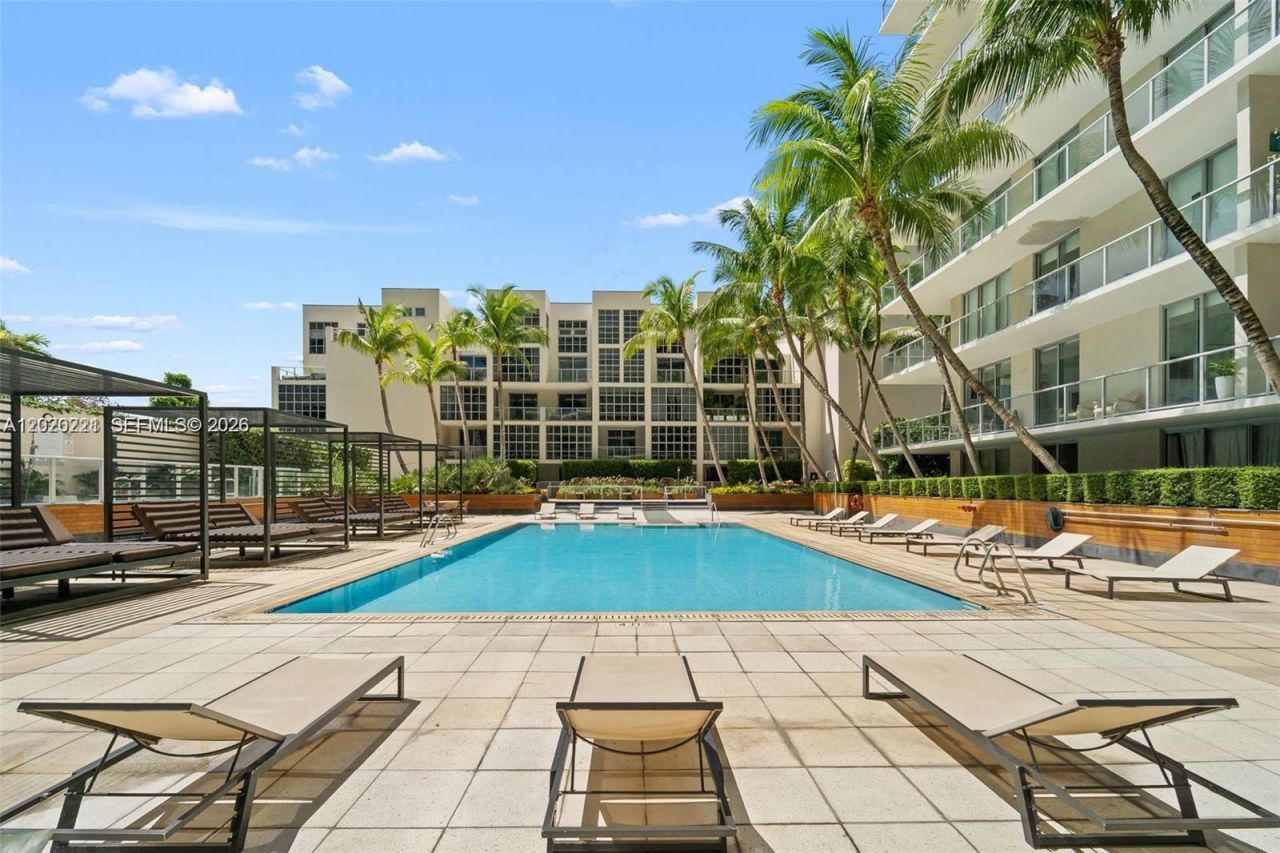 3451 NE 1st Ave , Miami, FL 33137 Photo