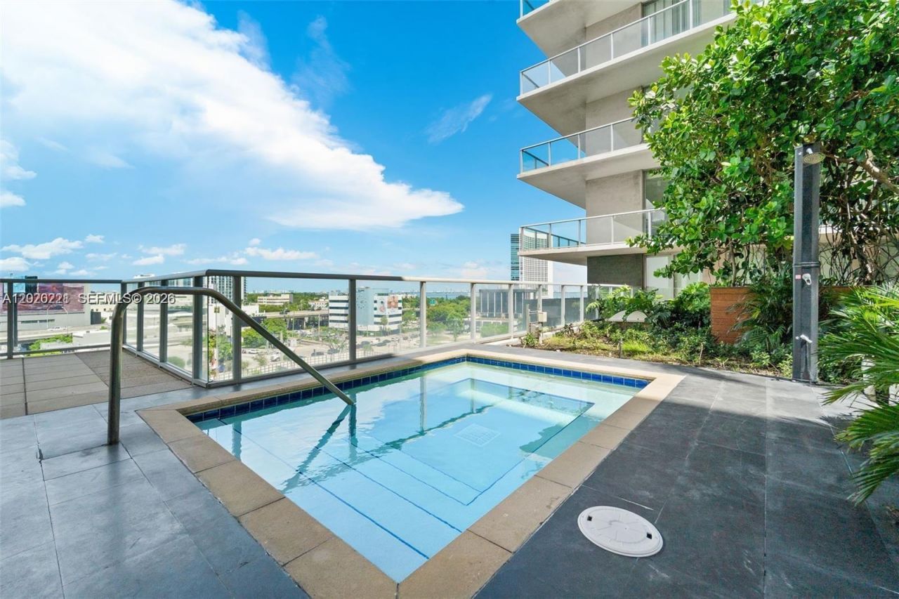 3451 NE 1st Ave , Miami, FL 33137 Photo
