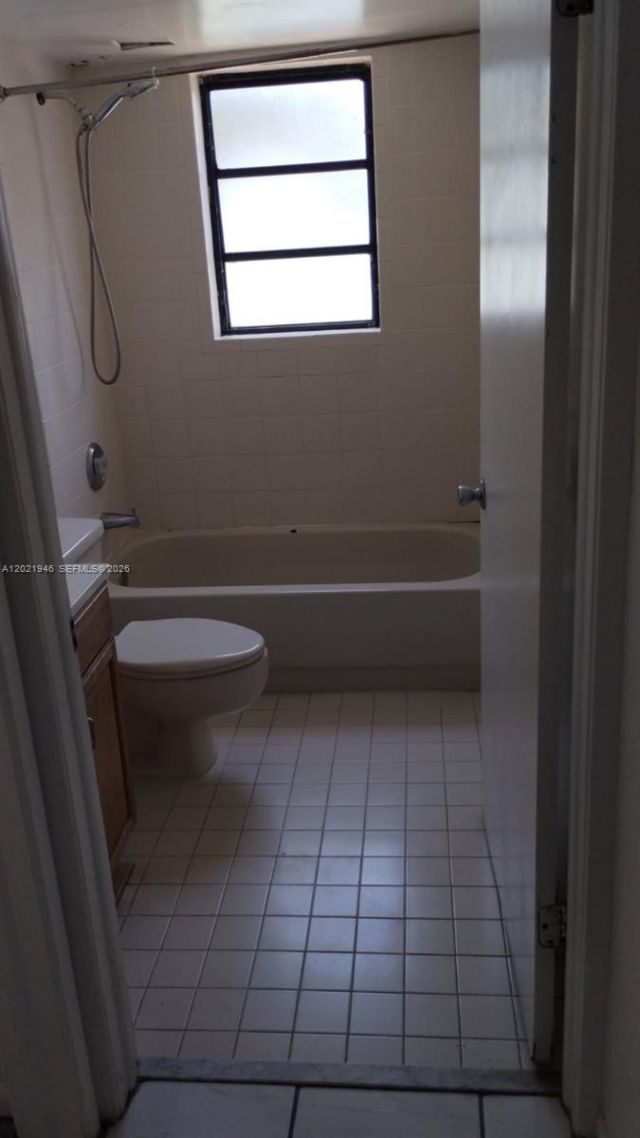12455 SW 93rd Ter, Unit 208T, Miami, FL 33186 Photo
