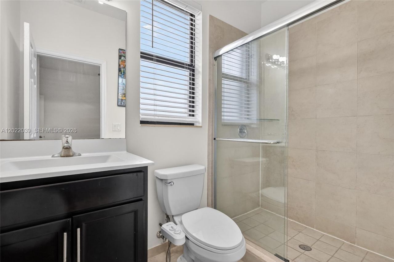 10400 W 35 Way , Hialeah, FL 33018 Photo
