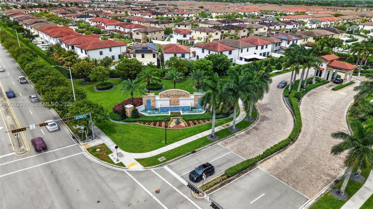 10400 W 35 Way , Hialeah, FL 33018 Photo