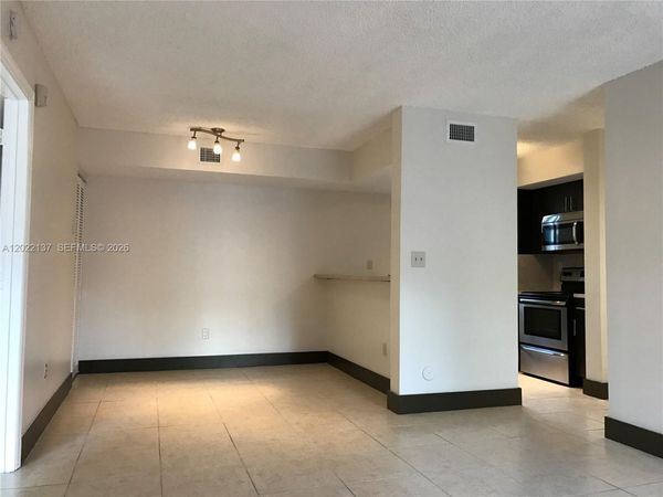 18224 Mediterranean Blvd , Unit 2-17, Miami, FL 33015