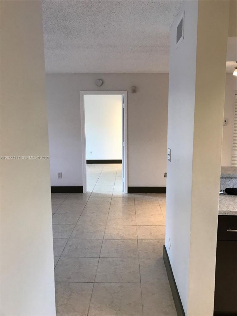 18224 Mediterranean Blvd, Unit 2-17, Miami, FL 33015 Photo