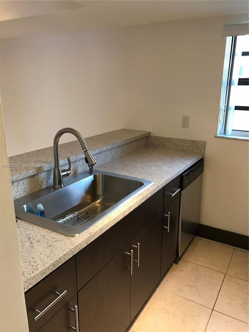 18224 Mediterranean Blvd, Unit 2-17, Miami, FL 33015 Photo