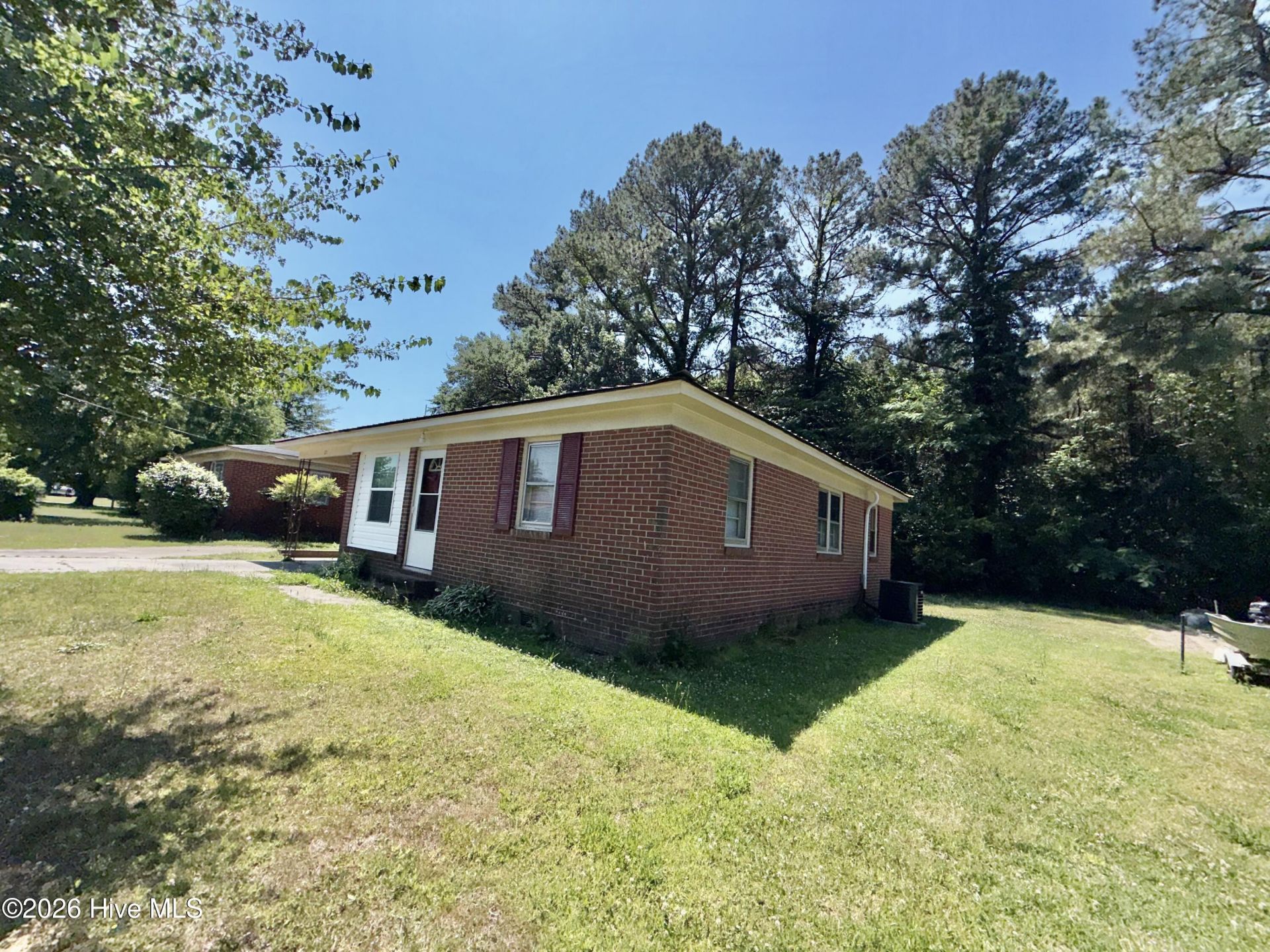 121 Anne Street, Plymouth, NC 27962 Main Photo