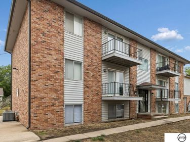 917 Washington Street , Lincoln, NE 68502
