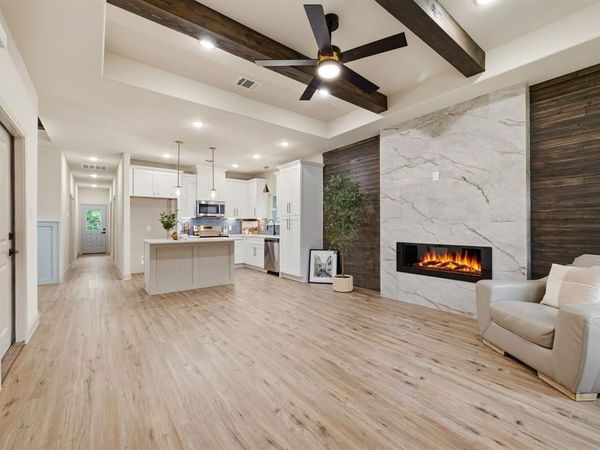 803 Arrowhead Court, Granbury, TX 76048