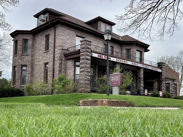 822-810 Jennings St, Sioux City, IA 51105