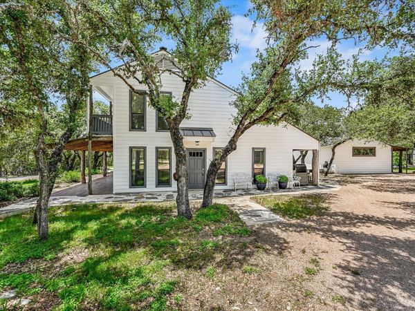 101 Chapparal DR , Wimberley, TX 78676
