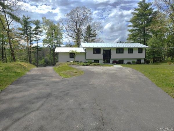 53 Lake Pleasant Drive , Staatsburg, NY 12580