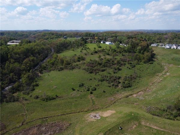 5702 N Montour Road , Gibsonia, PA 15044