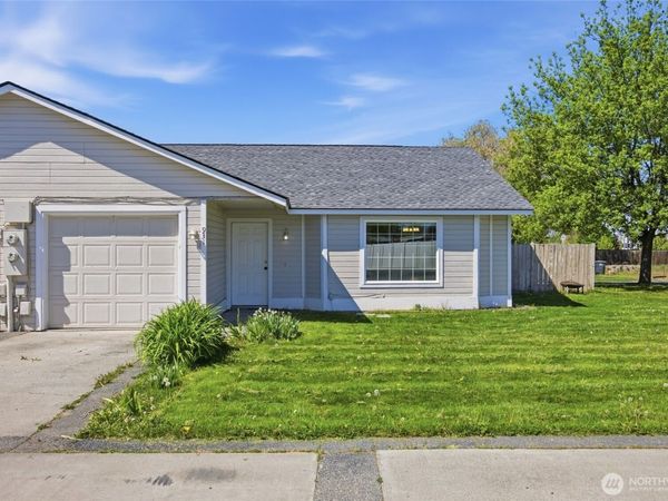931 933 Hill Avenue , Moses Lake, WA 98837