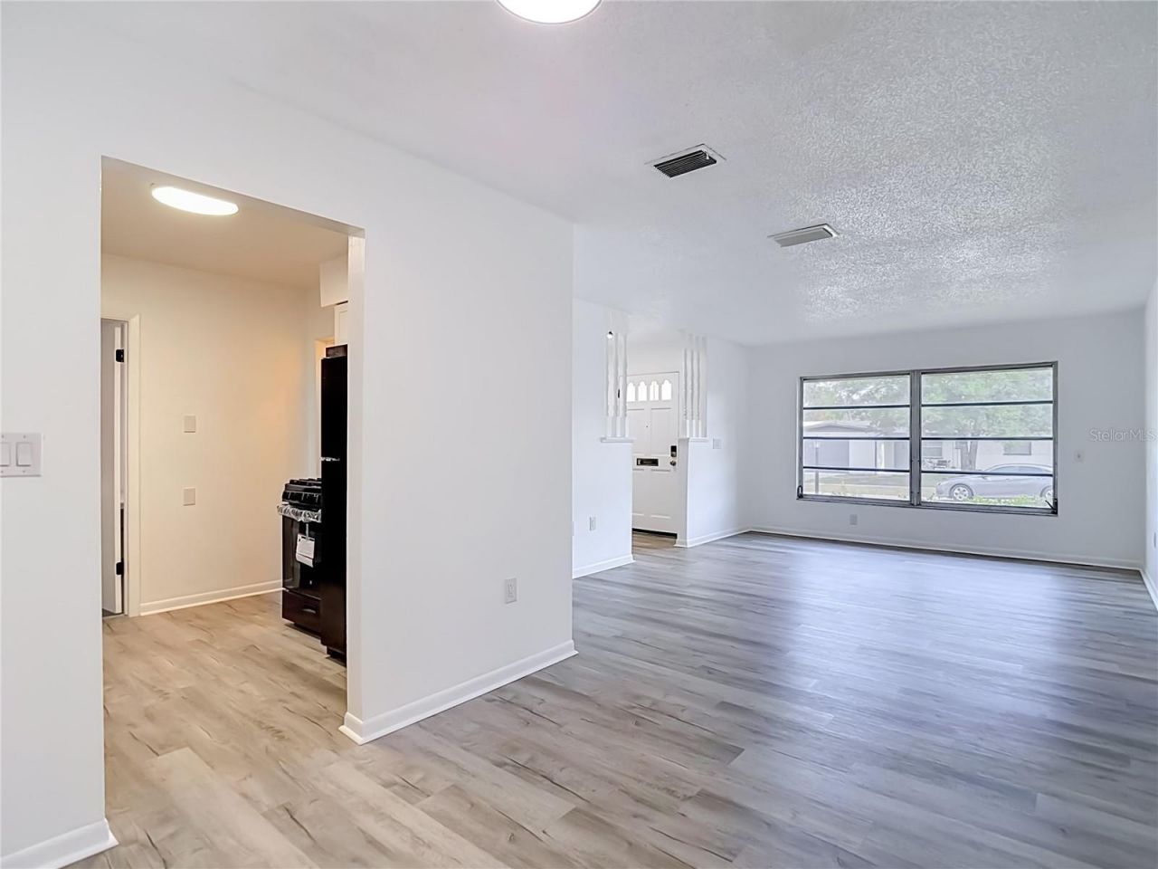 4119 E 98th Avenue , Tampa, FL 33617 Photo