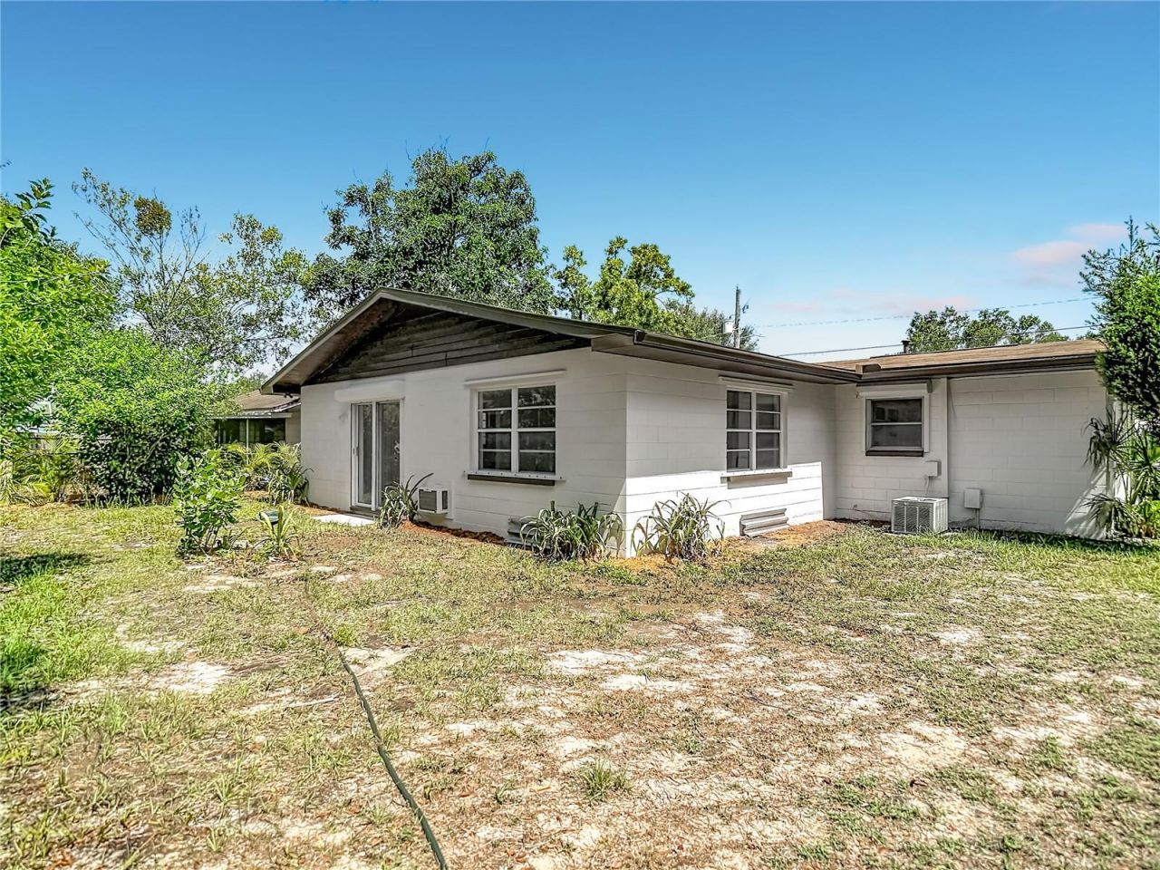 4119 E 98th Avenue , Tampa, FL 33617 Photo