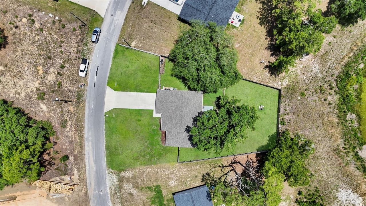 20 Malauka Circle, Ocklawaha, FL 32179 Photo