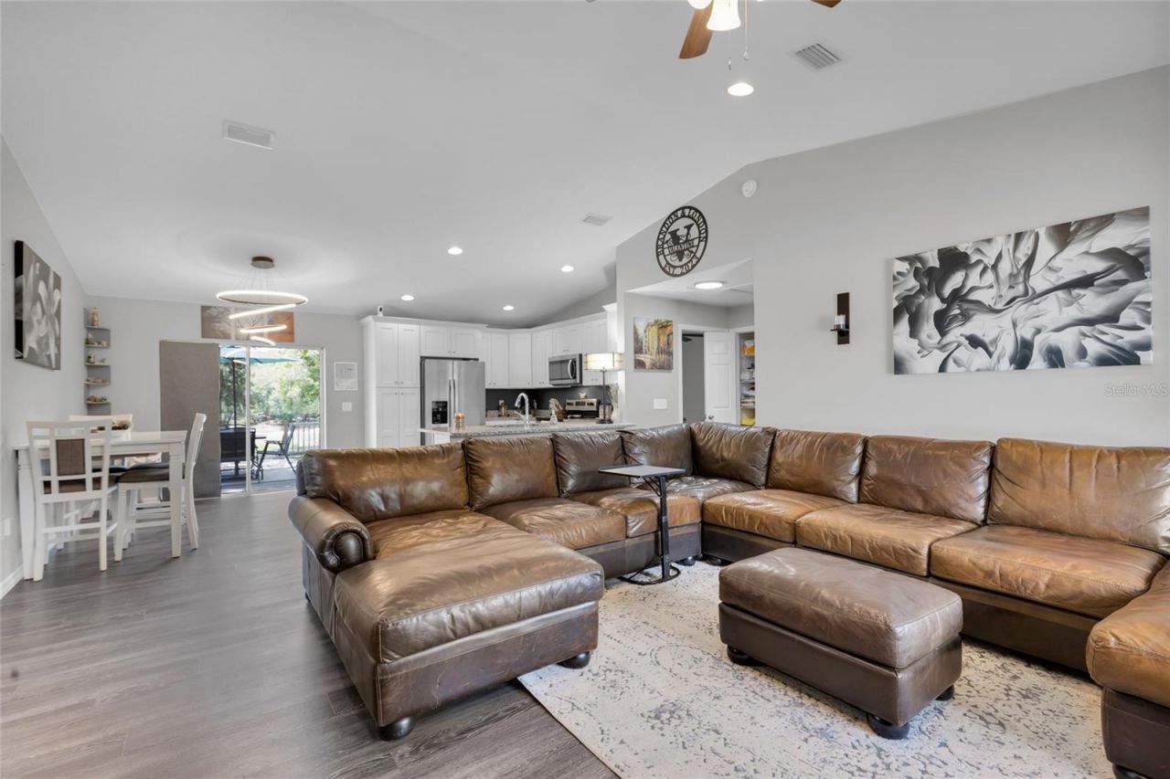 20 Malauka Circle, Ocklawaha, FL 32179 Photo