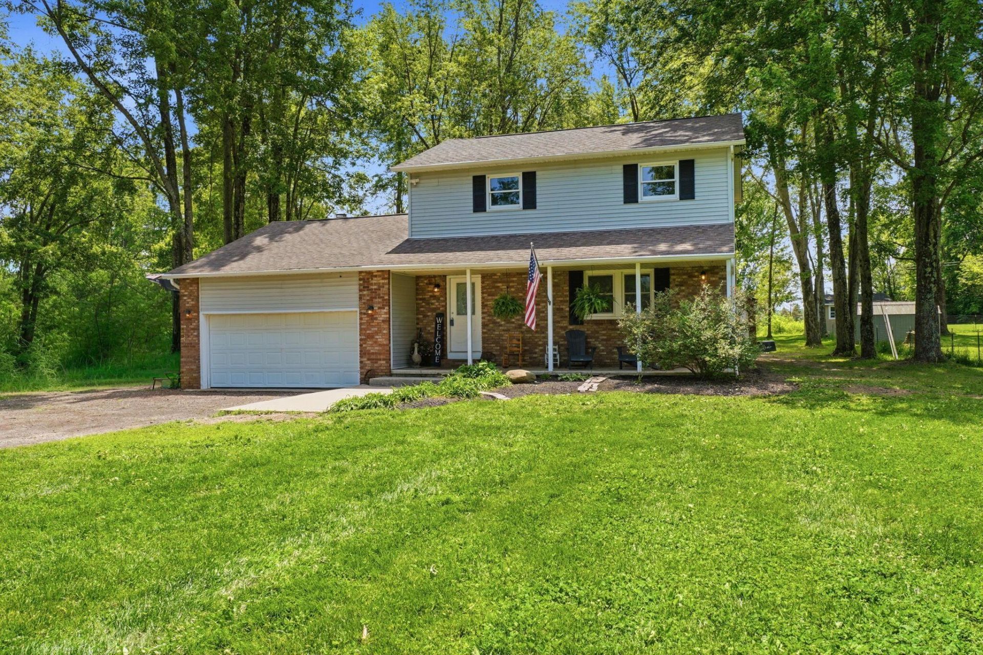 683 Woodside Drive Sw, Pataskala, OH 43062 Main Photo